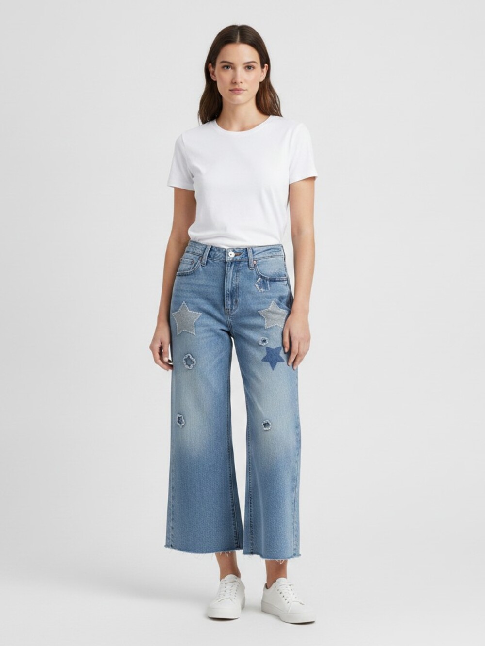Kyla Seo Light Wash Star Patch Wide-Leg Jeans | Women’s Size 8 Regular - Picture 10 of 10